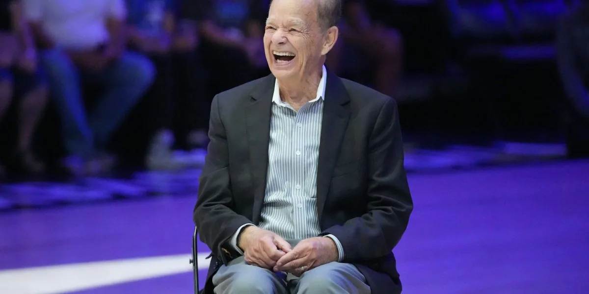 Billionaires Bail Out Rural America, Not Trump