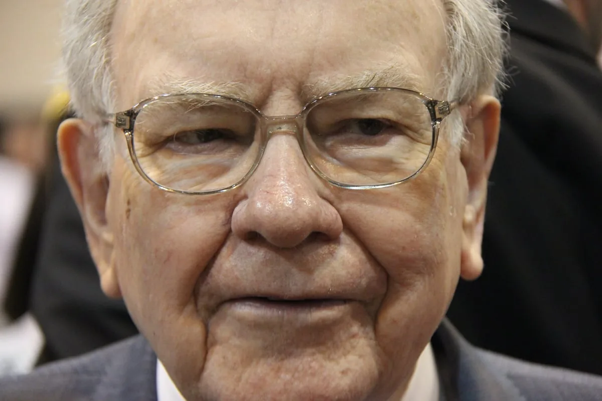 Buffett’s Last Moves: Sells Amazon, Apple, BofA; Buys NYT Stock Pre-Retirement