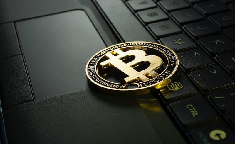 unlocking-digital-horizons:-buying-vps-with-bitcoin